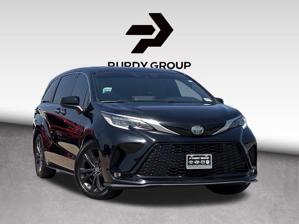 2021 Toyota Sienna XSE 7 Passenger