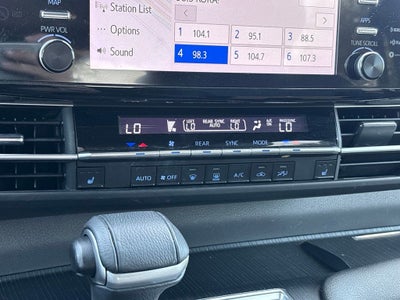 2024 Toyota Sienna XSE 7 Passenger