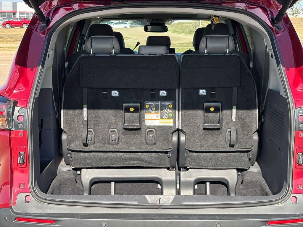 2023 Toyota Sienna XLE 8 Passenger