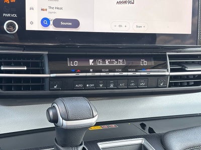 2025 Toyota Sienna XLE