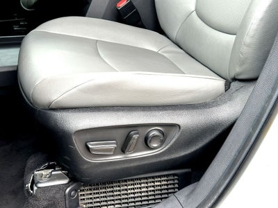 2024 Toyota Sienna XLE 8 Passenger