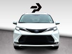 2024 Toyota Sienna XLE 8 Passenger