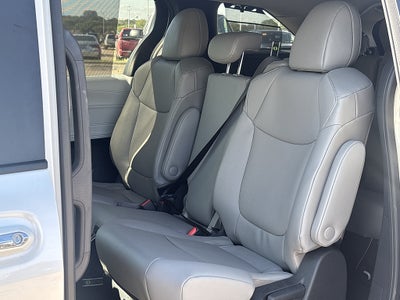 2026 Toyota Sienna XLE 8-Passenger