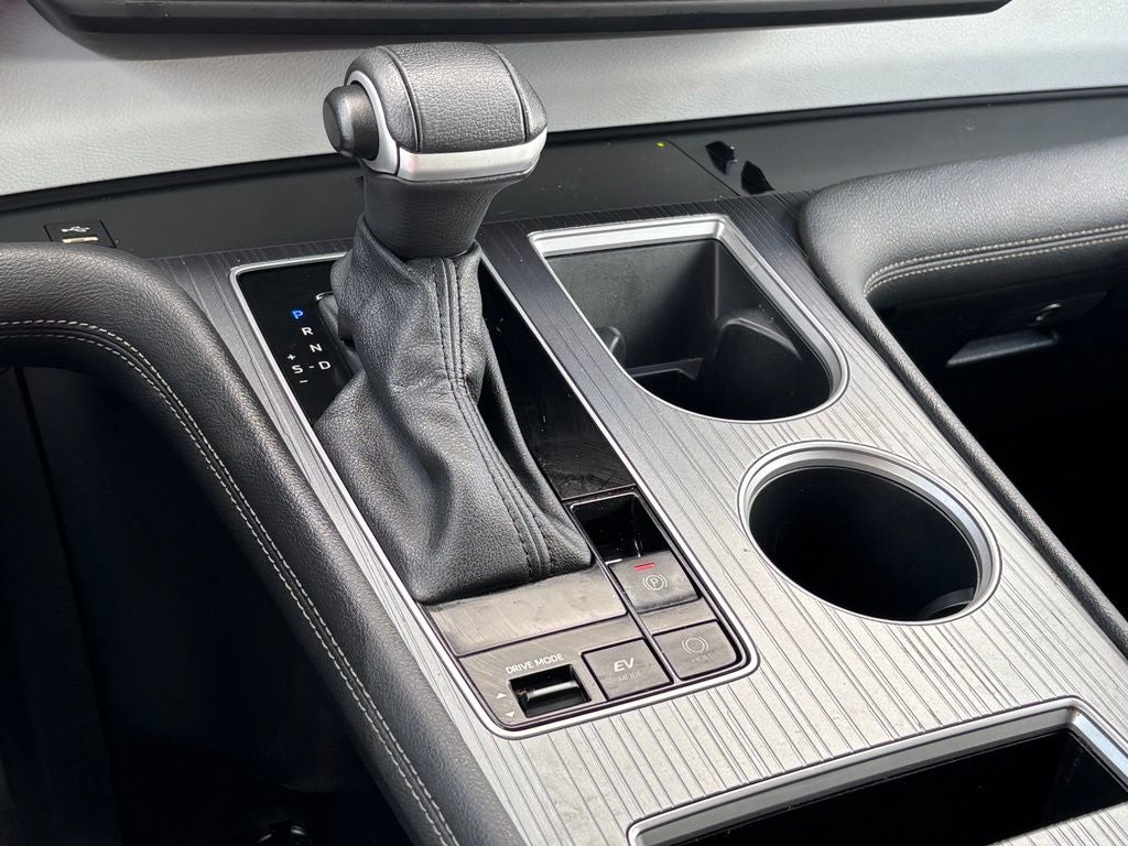 2025 Toyota Sienna XLE 8 Passenger