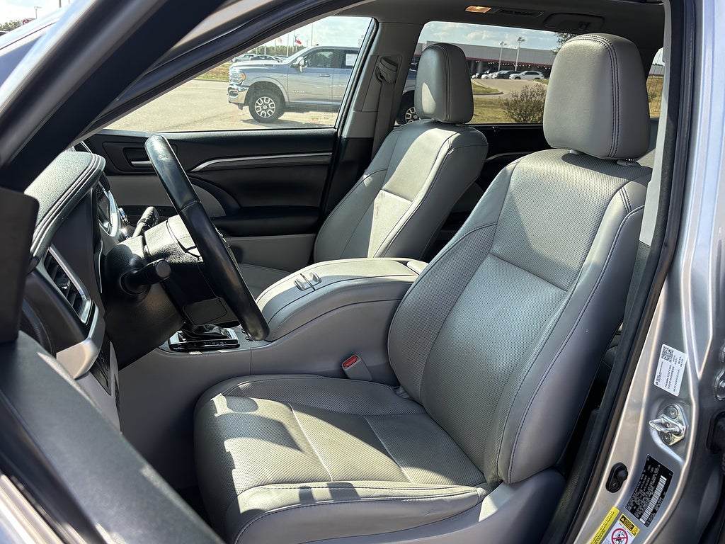 2017 Toyota Highlander Limited Platinum