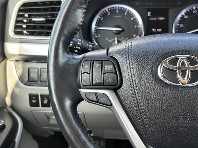 2017 Toyota Highlander Limited Platinum