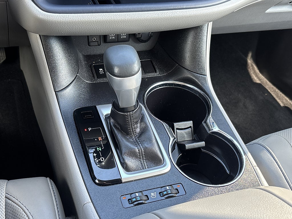 2017 Toyota Highlander Limited Platinum