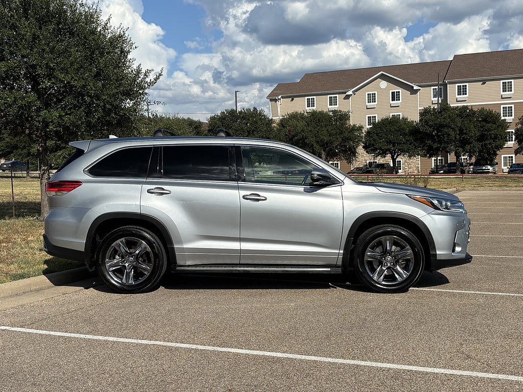 2017 Toyota Highlander Limited Platinum