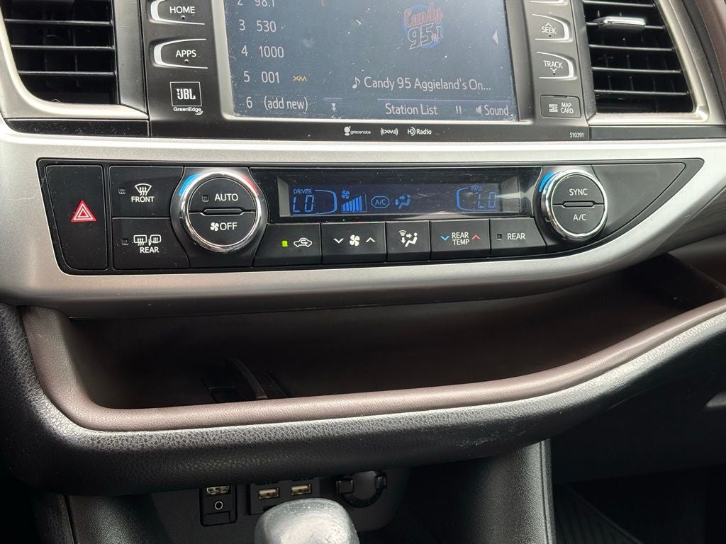 2019 Toyota Highlander Limited Platinum