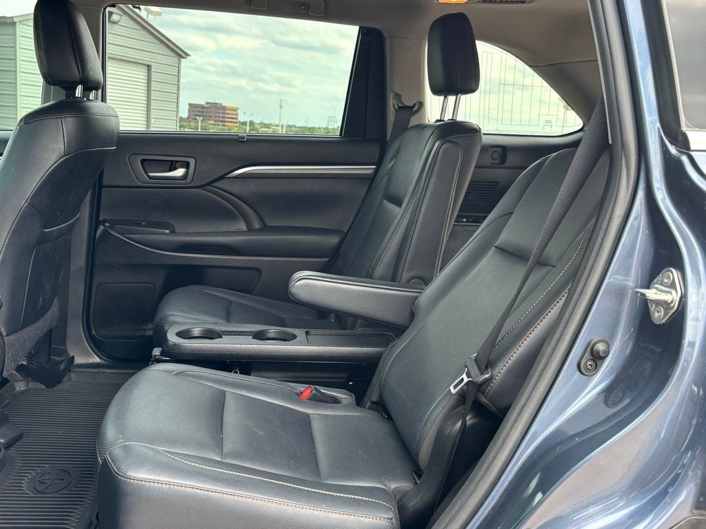 2019 Toyota Highlander Limited Platinum