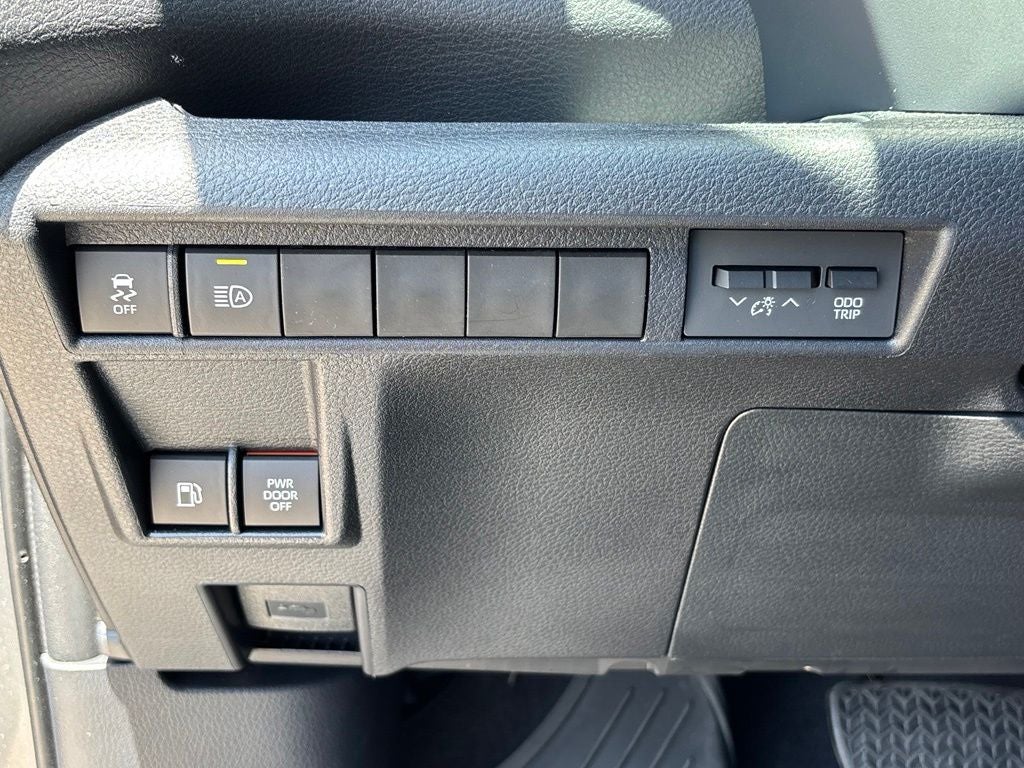 2026 Toyota Sienna Limited 7 Passenger