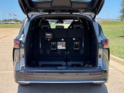 2026 Toyota Sienna Limited 7 Passenger