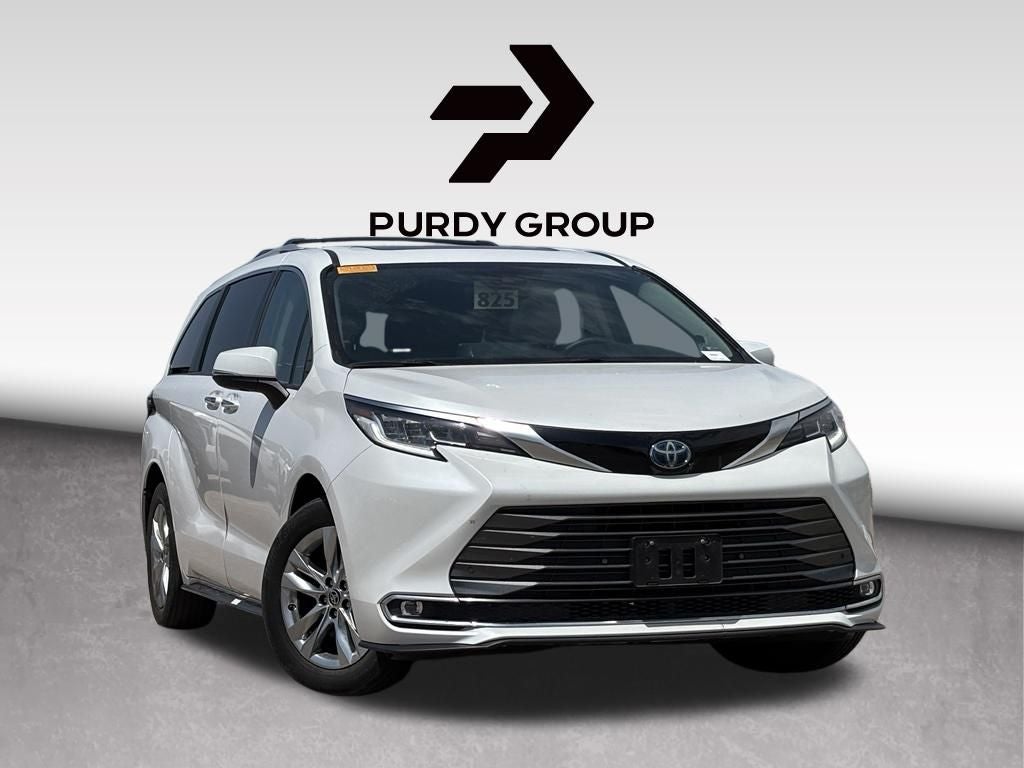 2023 Toyota Sienna Limited 7 Passenger