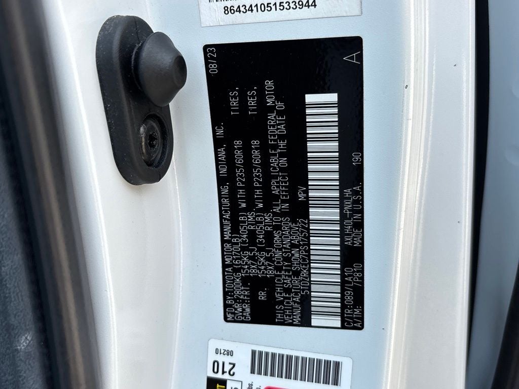 2023 Toyota Sienna Limited 7 Passenger