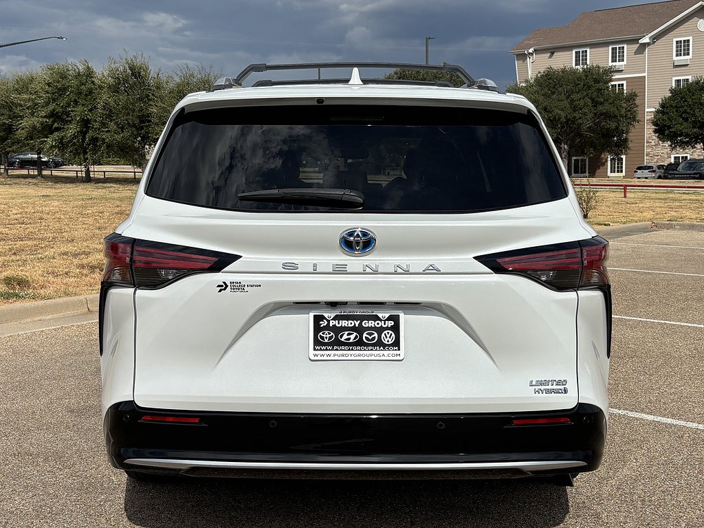 2023 Toyota Sienna Limited 7-Passenger