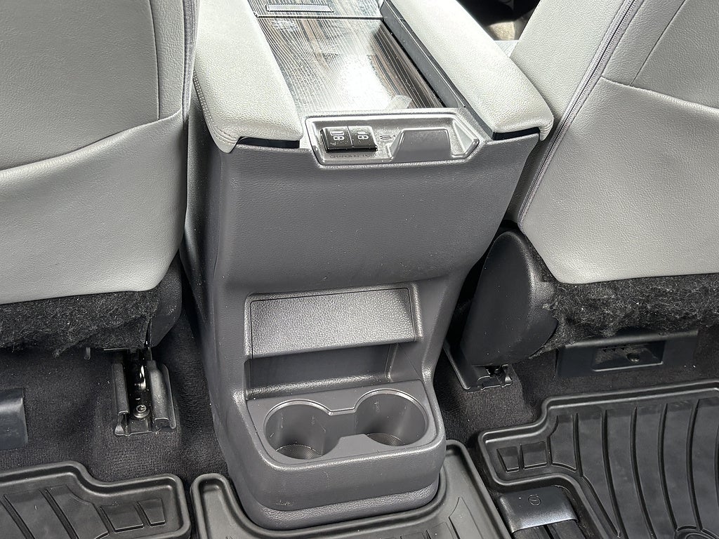 2023 Toyota Sienna Limited 7-Passenger