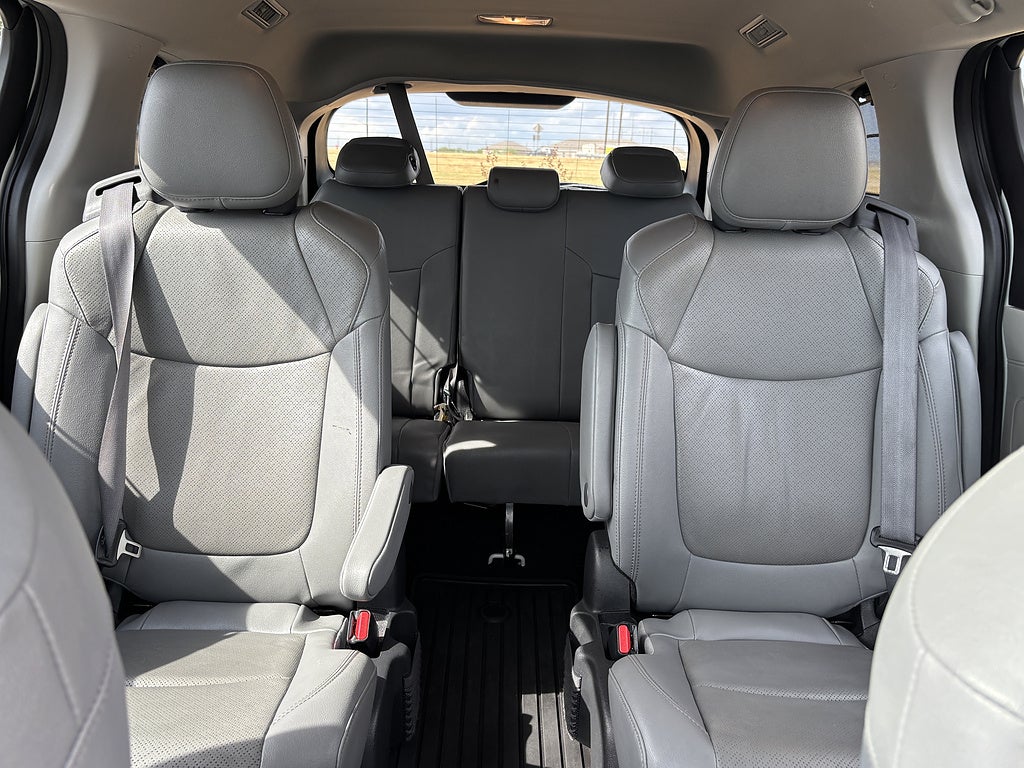 2023 Toyota Sienna Limited 7-Passenger