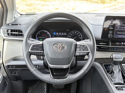 2023 Toyota Sienna Limited 7-Passenger
