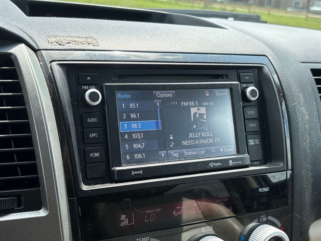2016 Toyota Sequoia SR5 5.7L