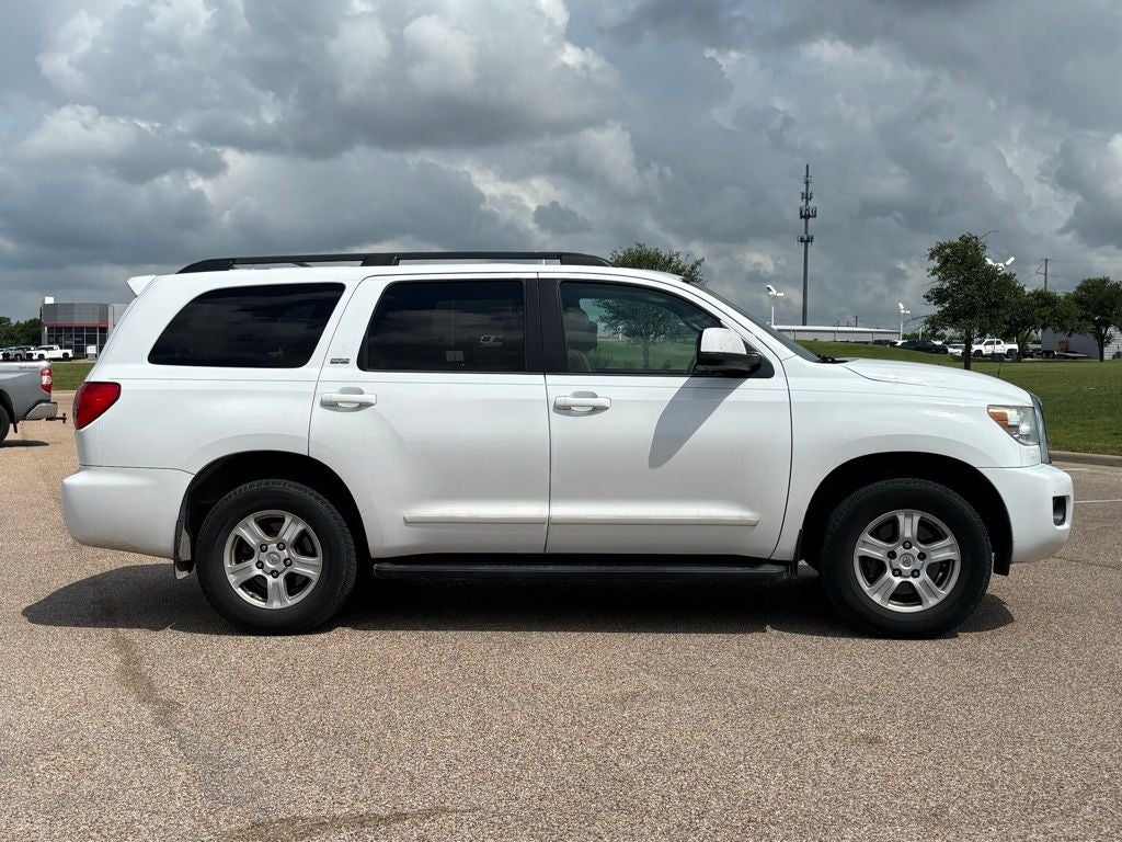 2016 Toyota Sequoia SR5 5.7L