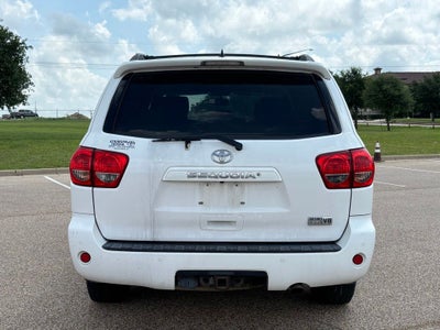 2016 Toyota Sequoia SR5 5.7L