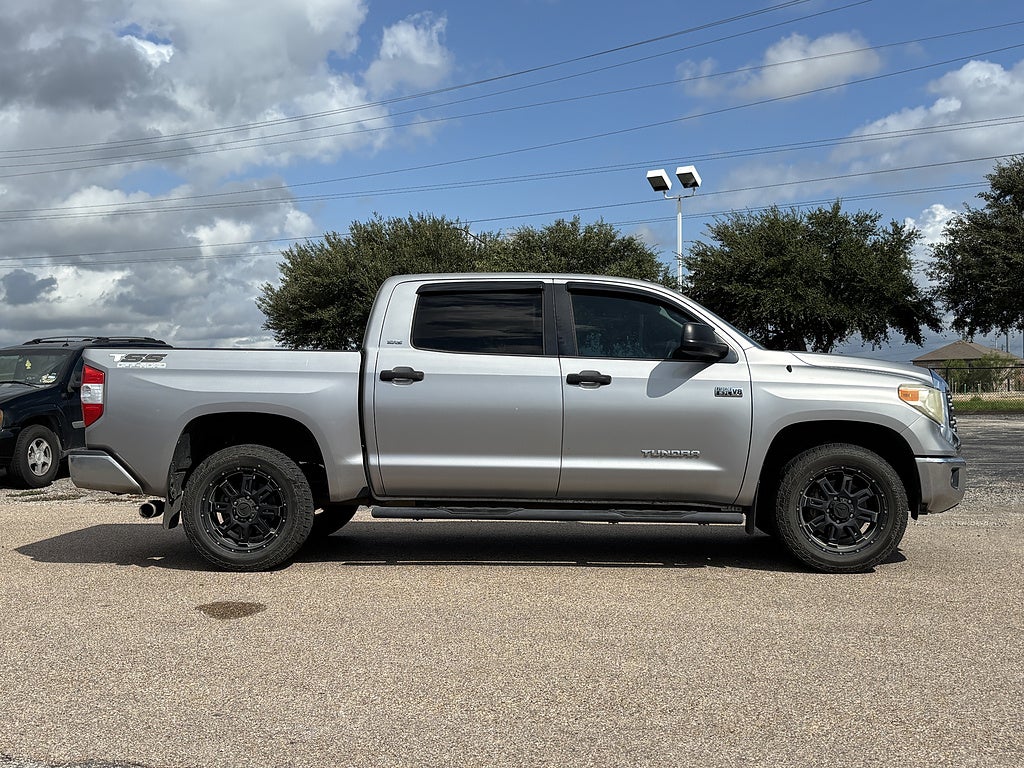2014 Toyota Tundra 4WD Truck SR5