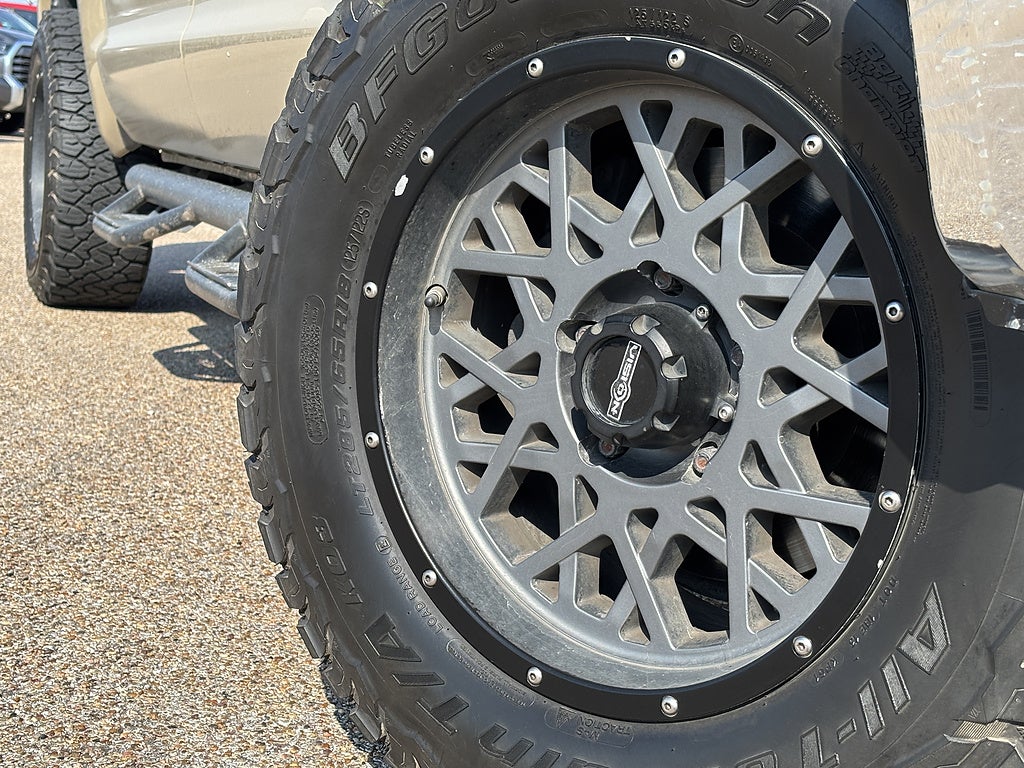 2017 Toyota Tundra 4WD SR5