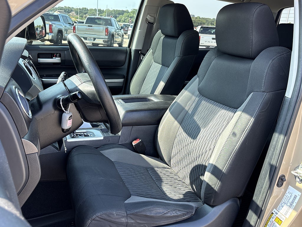 2017 Toyota Tundra 4WD SR5