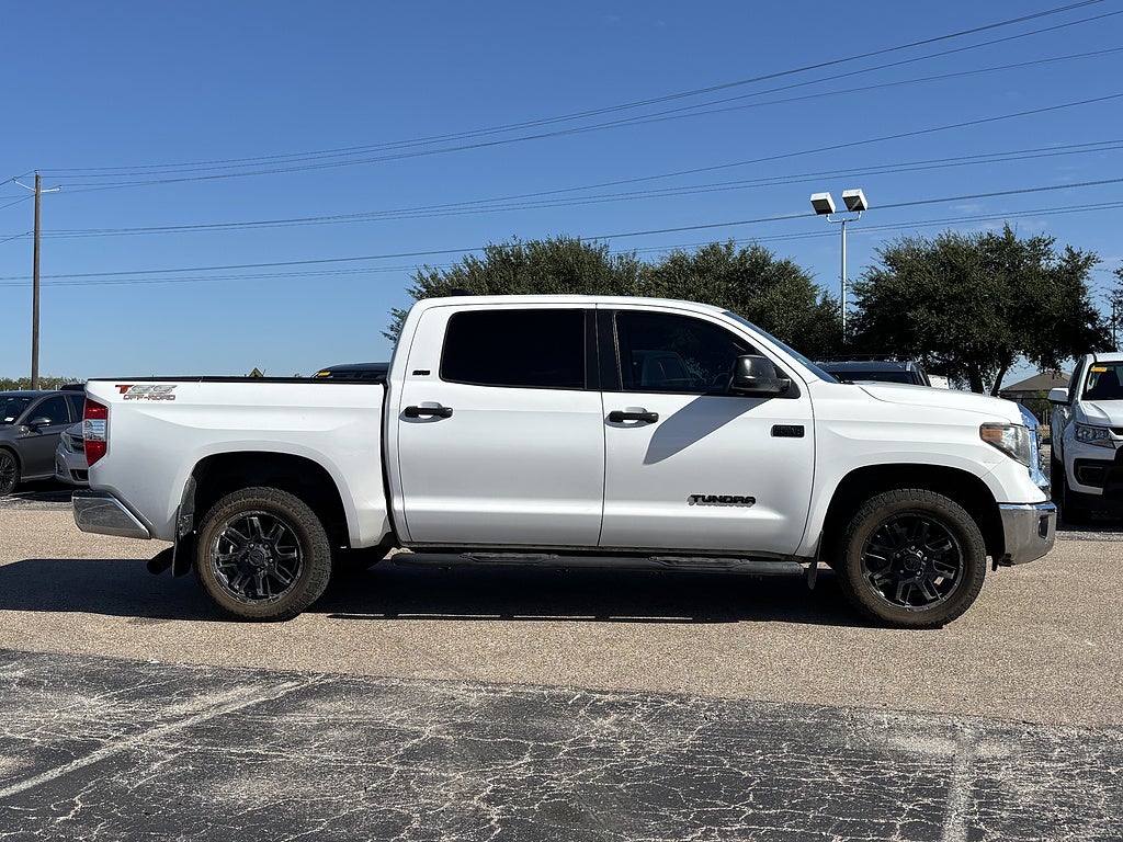 2021 Toyota Tundra 4WD SR5