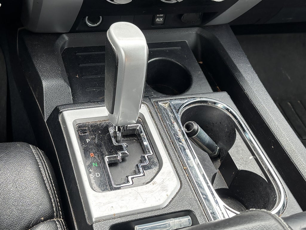 2015 Toyota Tundra 2WD Truck SR5