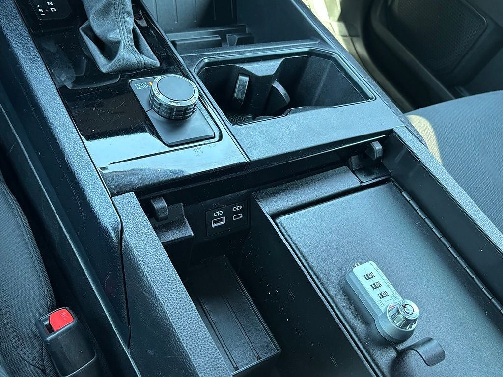 2025 Toyota Tundra 2WD SR5
