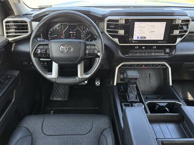 2022 Toyota Tundra 4WD SR5