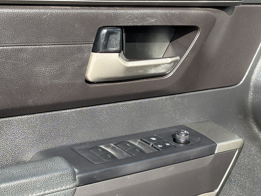 2022 Toyota Tundra 4WD SR5