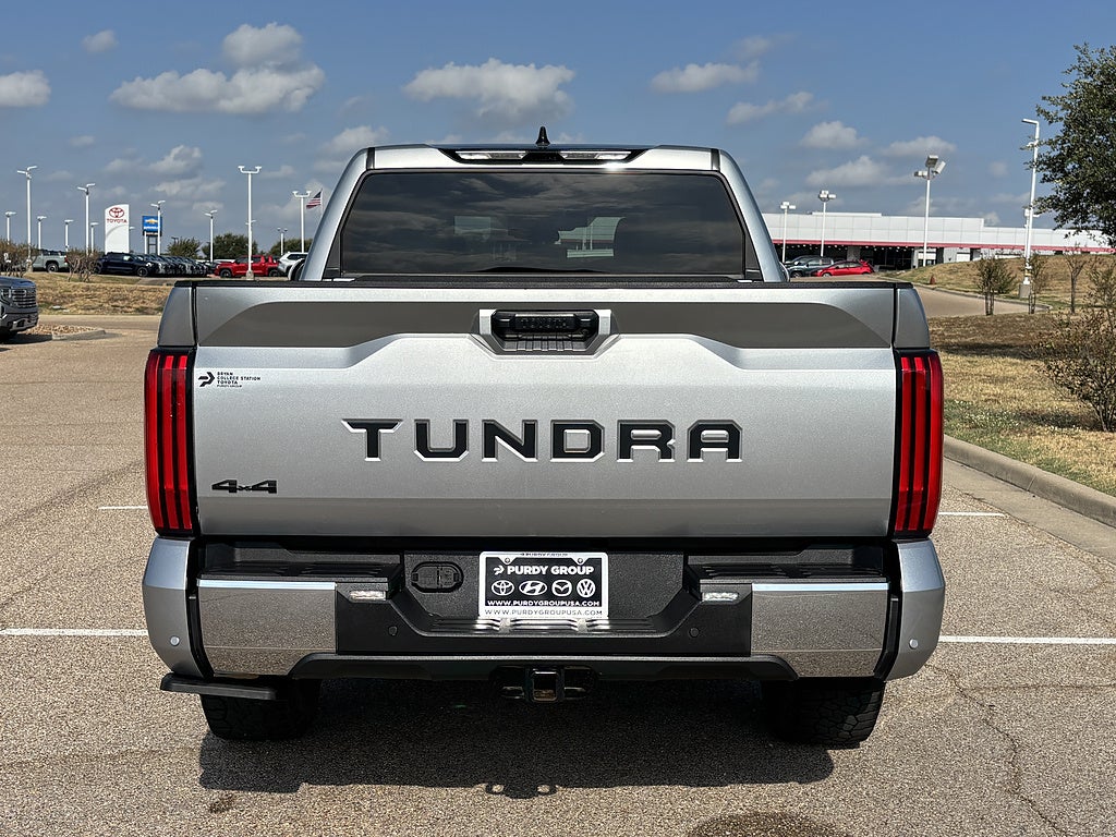2022 Toyota Tundra 4WD SR5