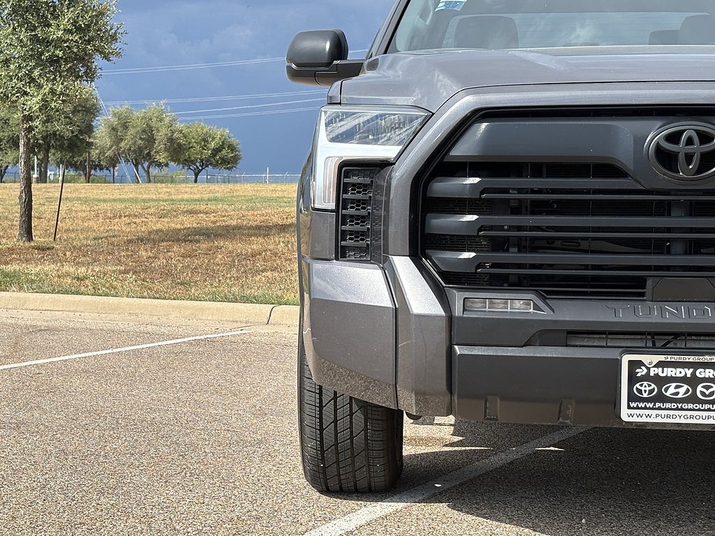 2022 Toyota Tundra 4WD SR5