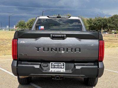 2022 Toyota Tundra 4WD SR5