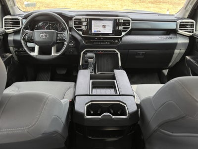 2022 Toyota Tundra 4WD SR5