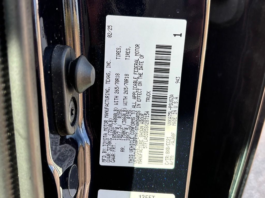 2025 Toyota Tundra 4WD SR5