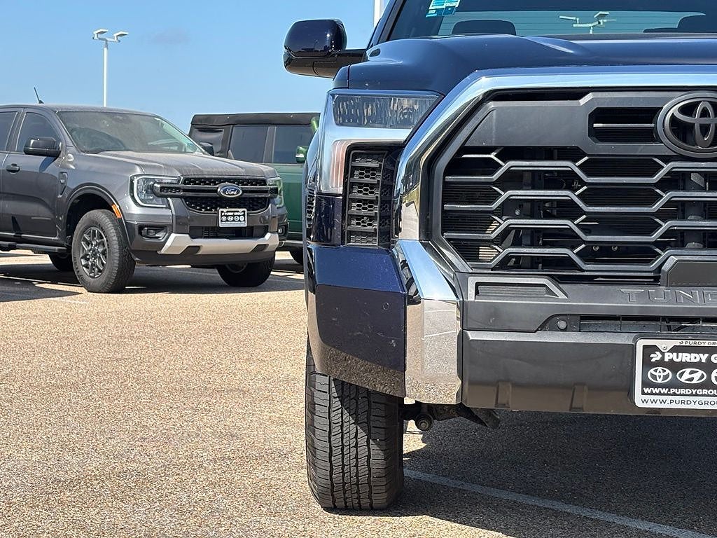 2025 Toyota Tundra 4WD SR5