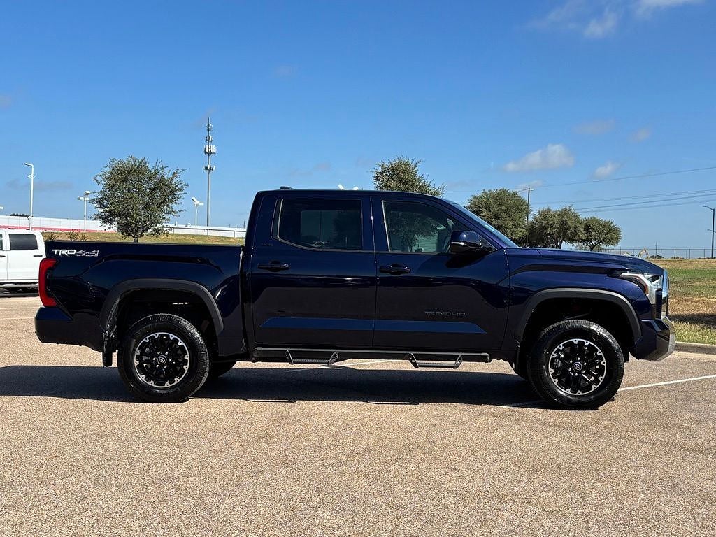 2025 Toyota Tundra 4WD SR5