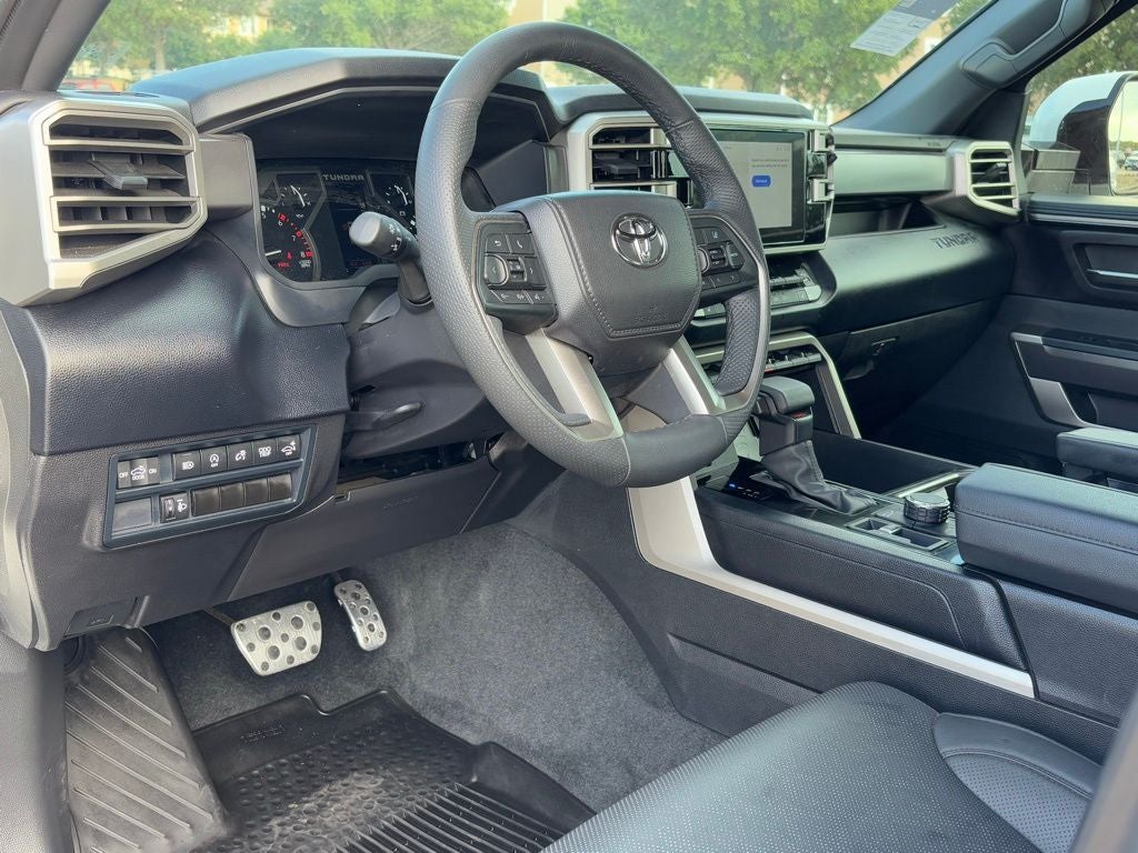 2025 Toyota Tundra SR5