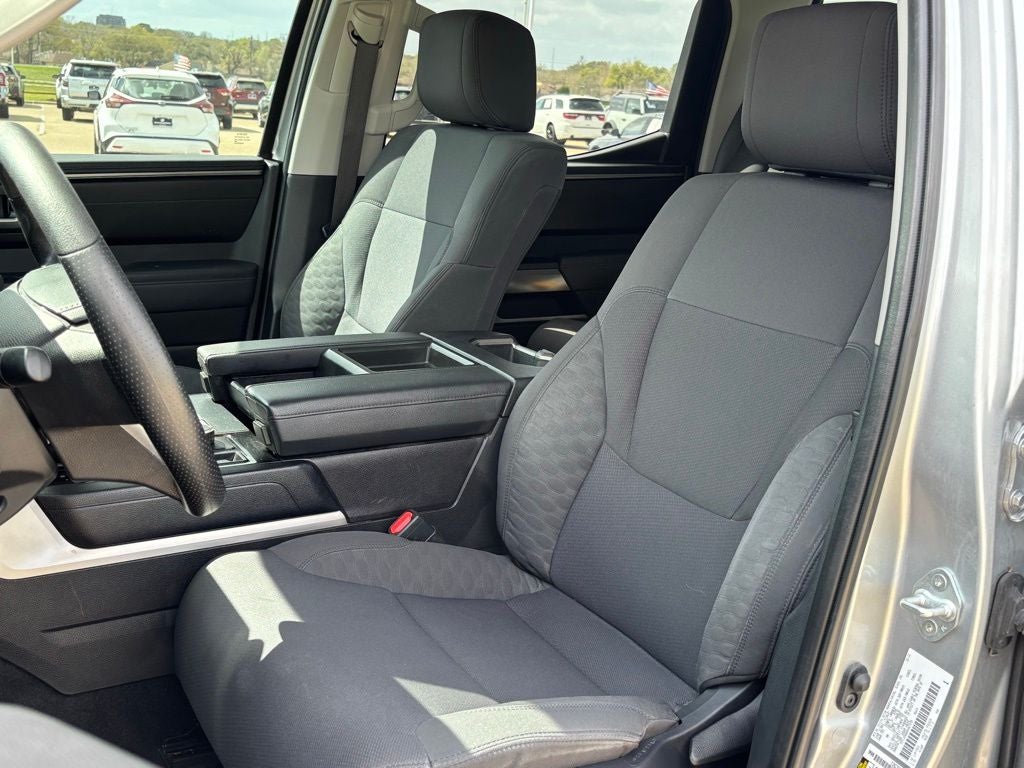 2022 Toyota Tundra SR5