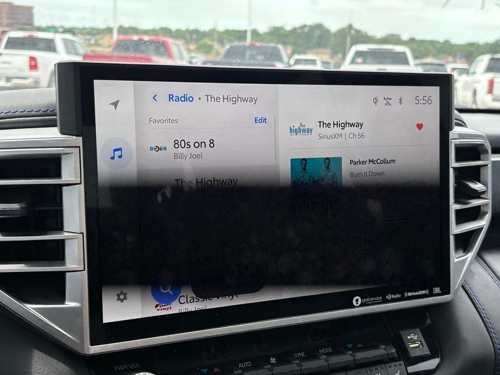 2023 Toyota Tundra Hybrid Platinum