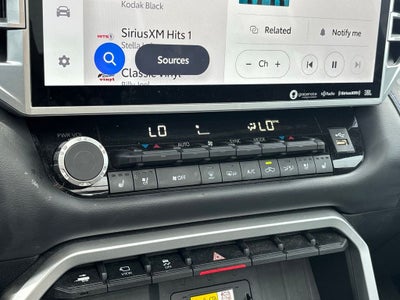 2023 Toyota Tundra Hybrid Platinum