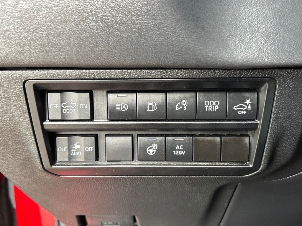 2023 Toyota Tundra Hybrid Platinum