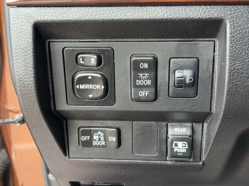 2014 Toyota Tundra Limited