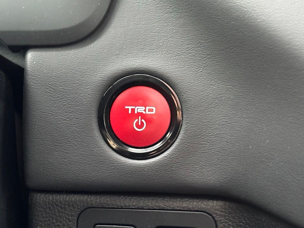 2026 Toyota Tundra 4WD Platinum HV