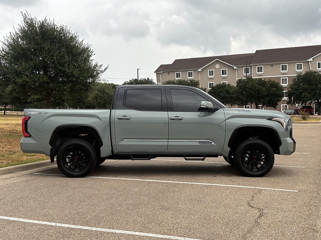 2026 Toyota Tundra 4WD Platinum HV