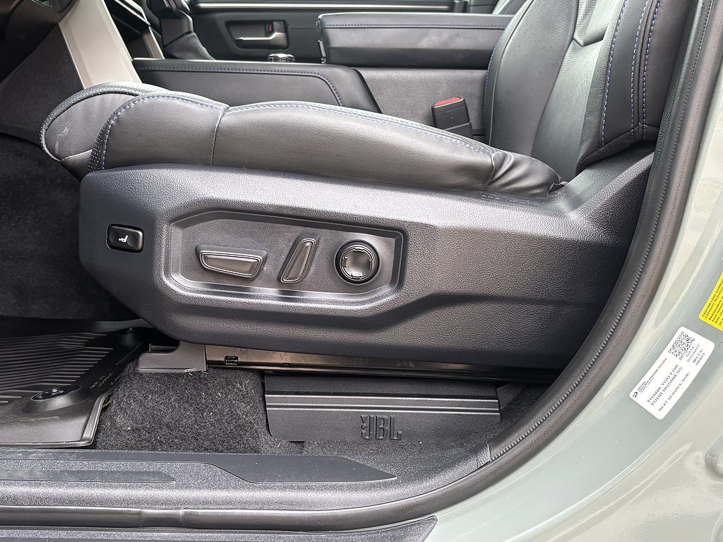 2026 Toyota Tundra 4WD Platinum HV
