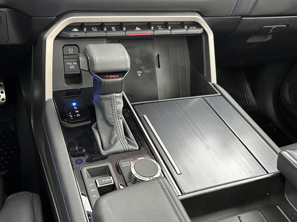 2026 Toyota Tundra 4WD Platinum HV